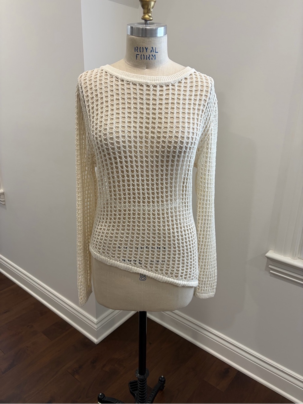 Zara Cream Open-Weave Scoop Neck Sweater with asymmetrical hem